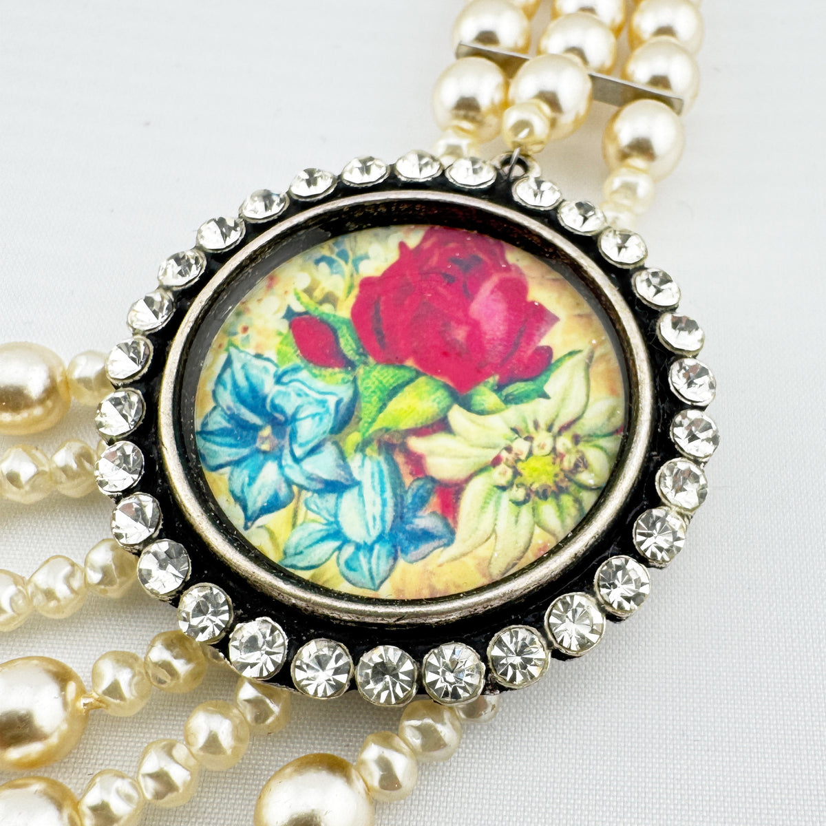 Collier mit Blumentaler