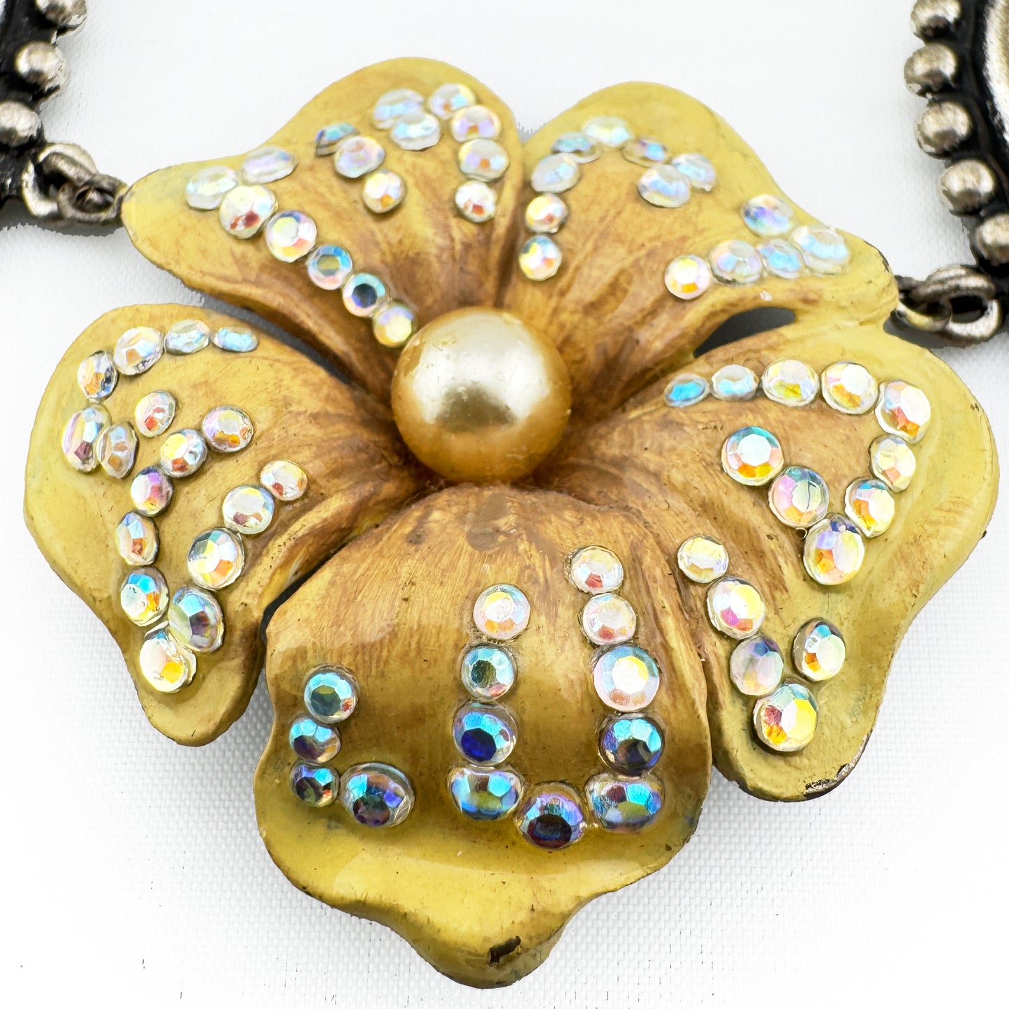 Kette mit Strassblüte und Bildchen
